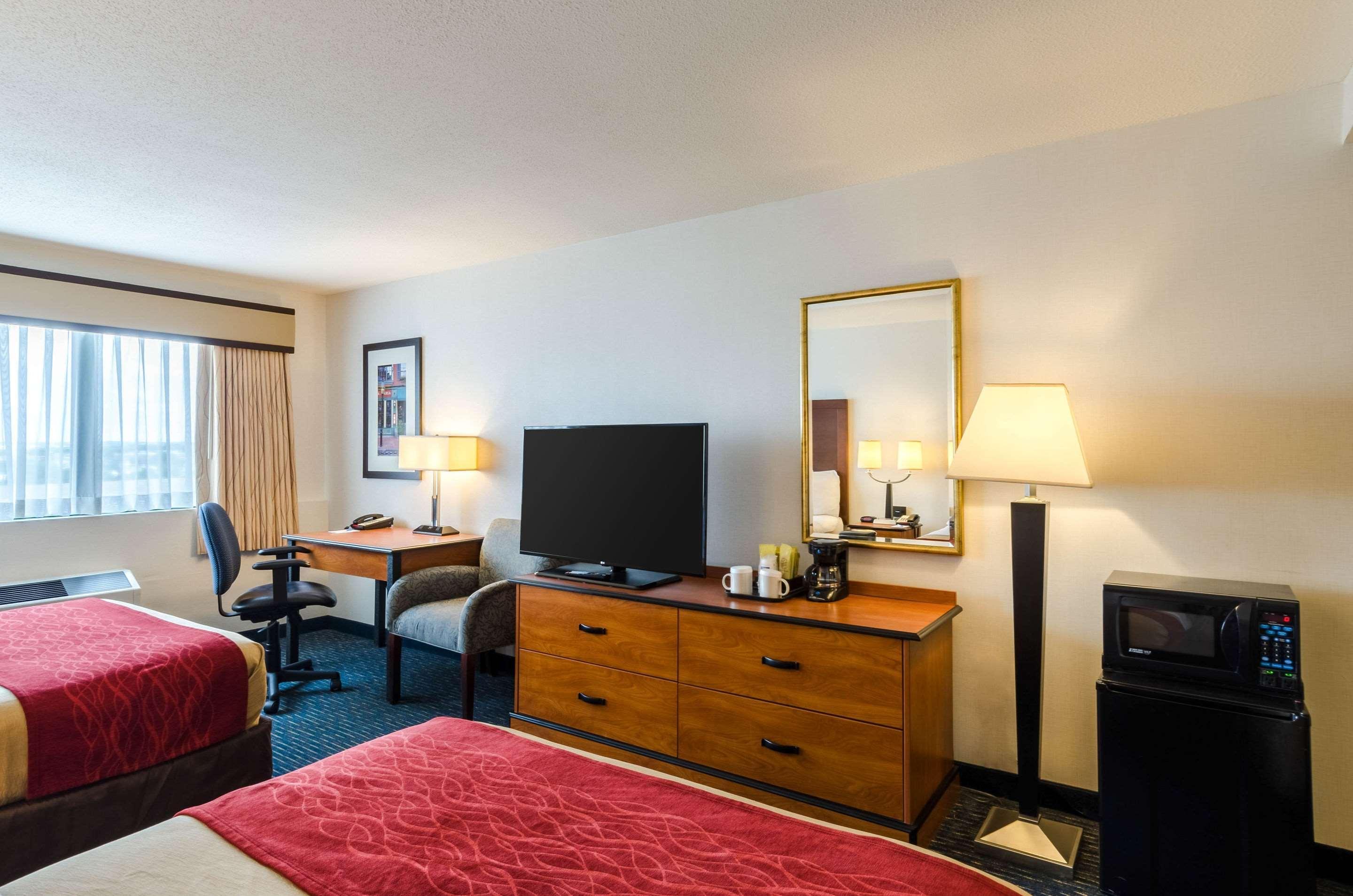 Comfort Inn & Suites Logan International Airport Revere Extérieur photo