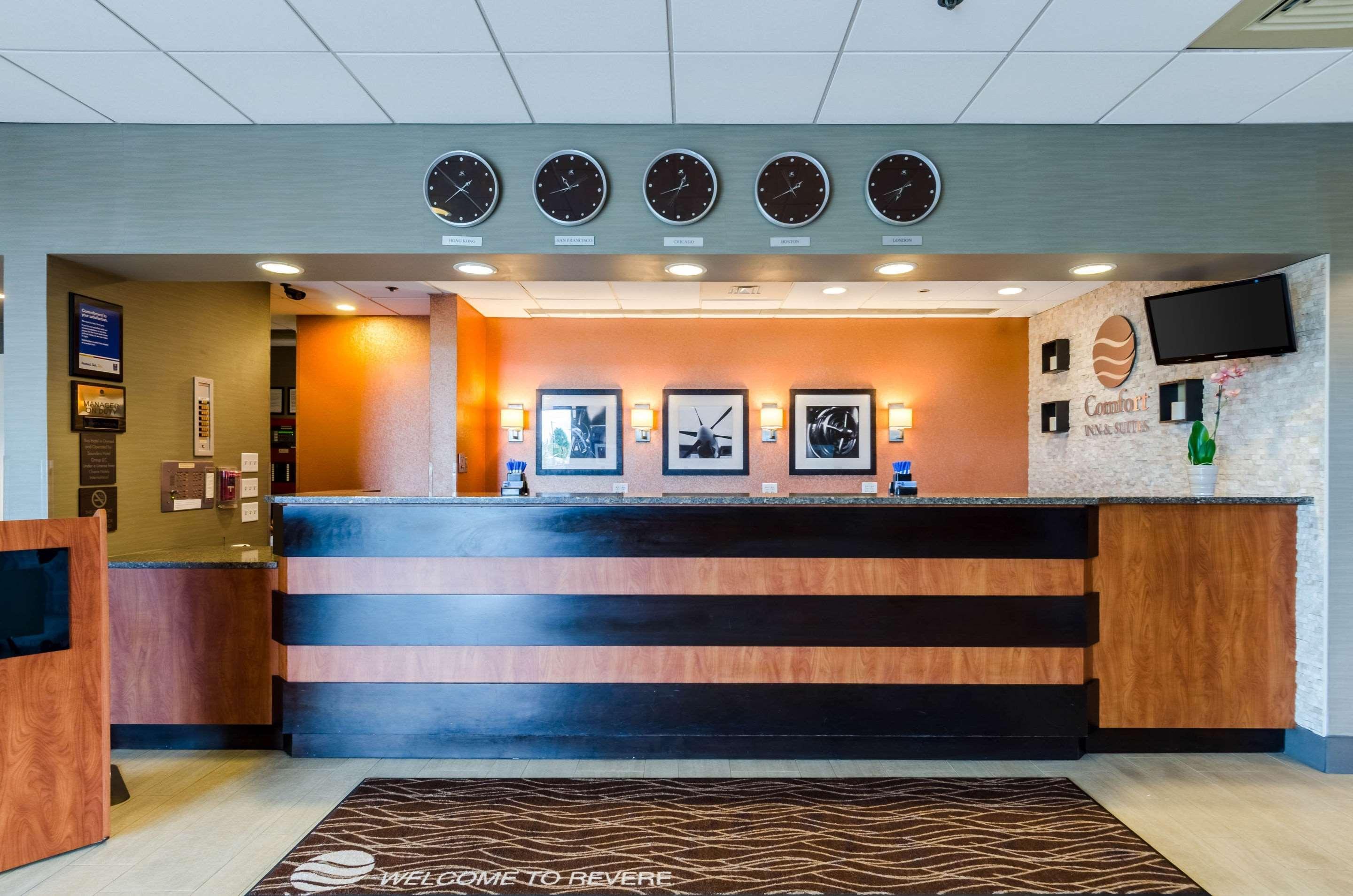 Comfort Inn & Suites Logan International Airport Revere Extérieur photo