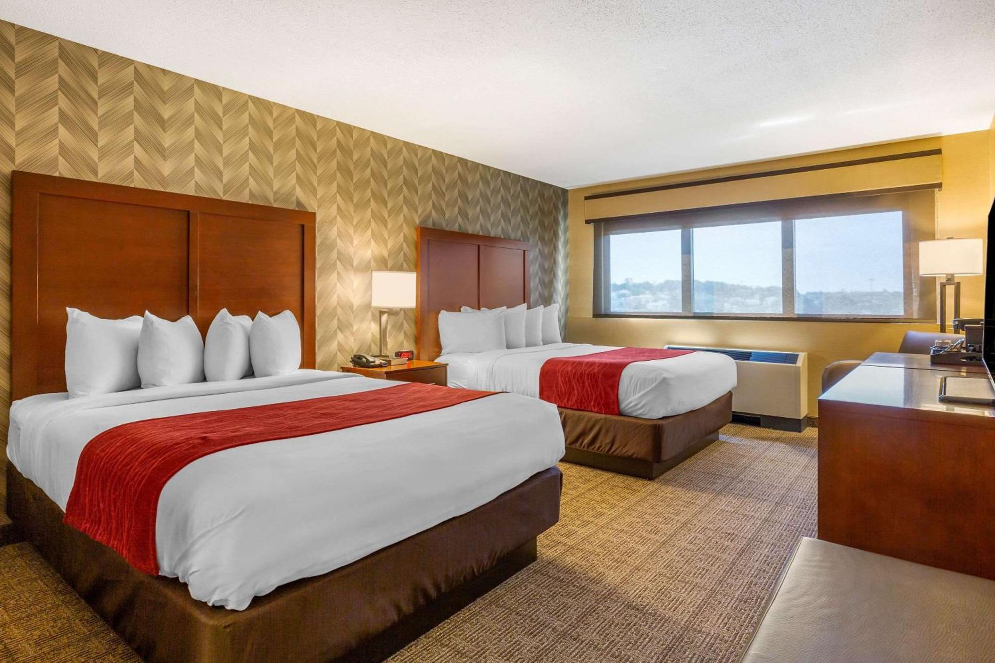 Comfort Inn & Suites Logan International Airport Revere Extérieur photo