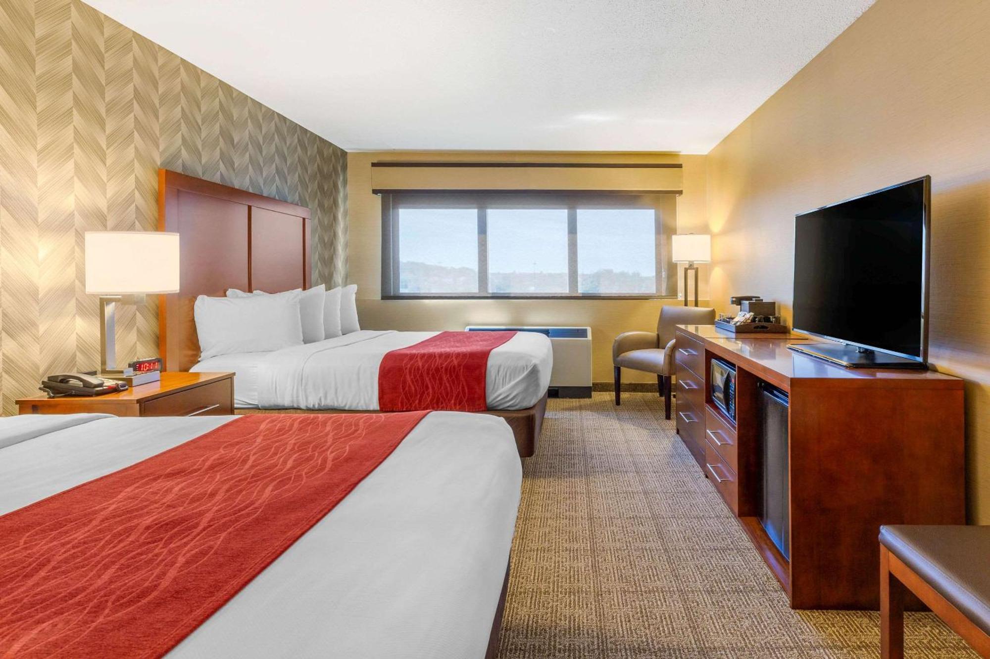 Comfort Inn & Suites Logan International Airport Revere Extérieur photo